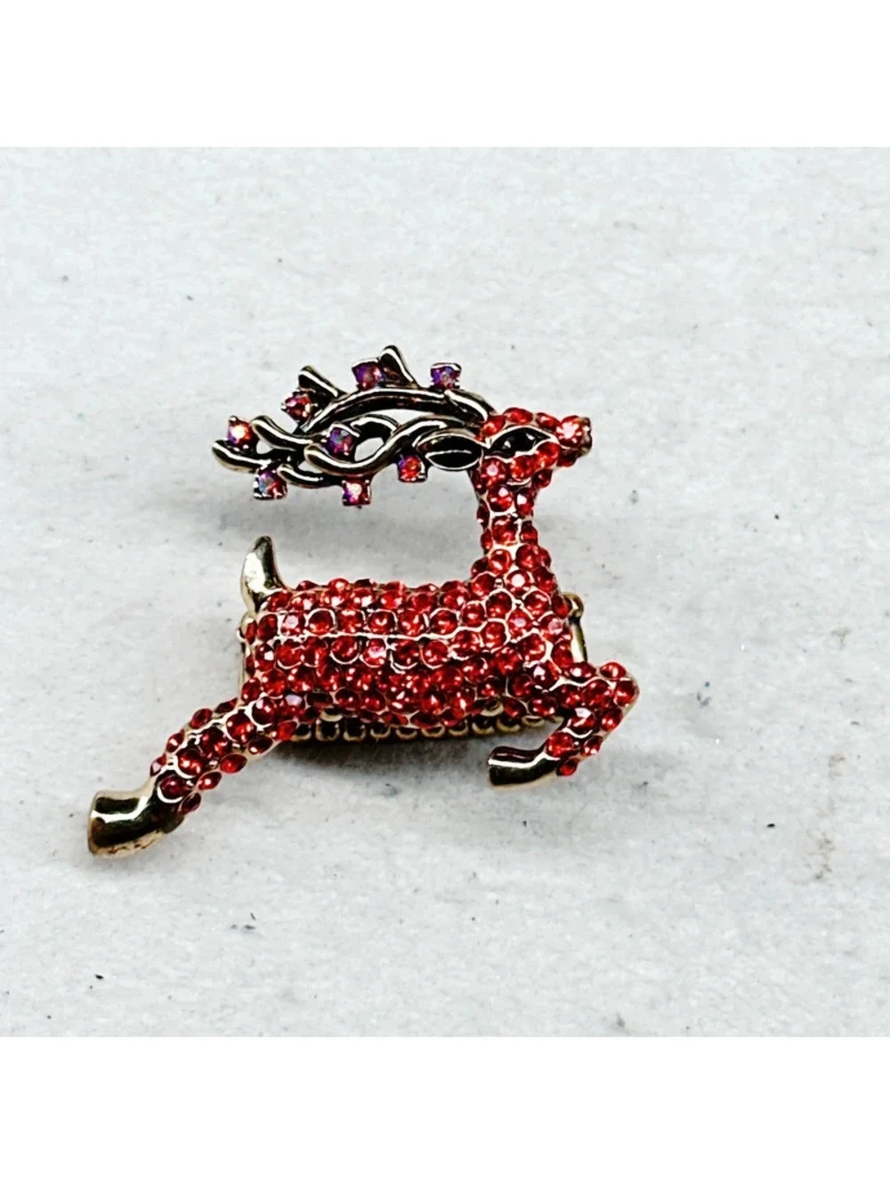 3015u. Reindeer Stretch Ring Glass Christmas